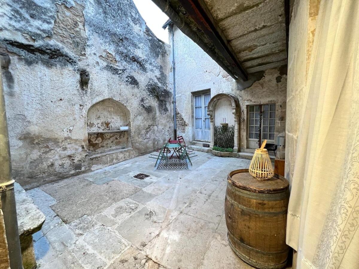 "La Grenouille" Centre Historique - Les Terres Du Roy Avallon Exterior foto
